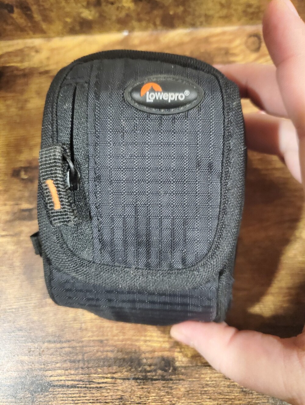 Lowepro Ridge 10 Camera Case (Black) w/ Straps